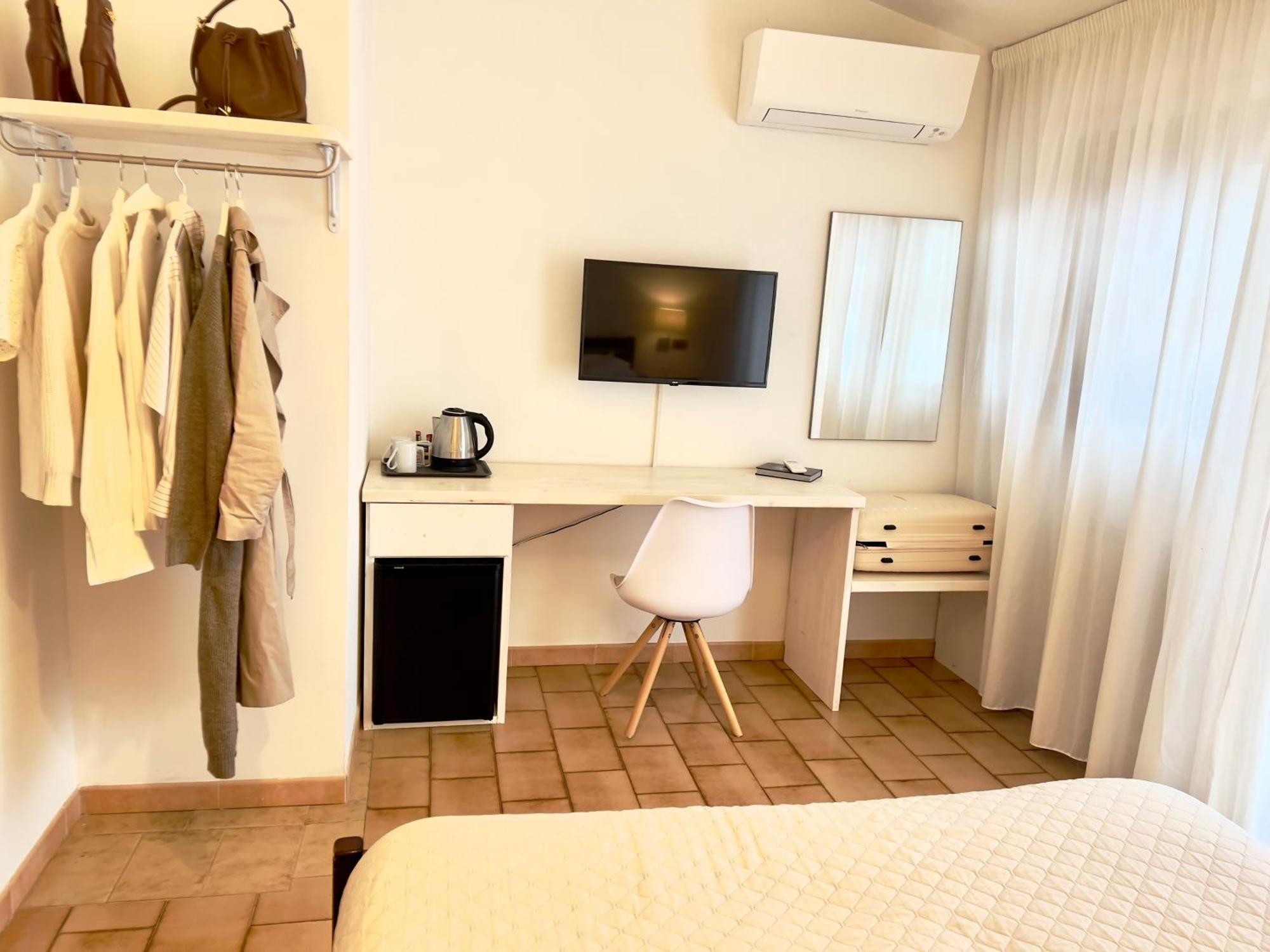 Villa Lavinia B&B 蒙泰斯库达伊奥 外观 照片
