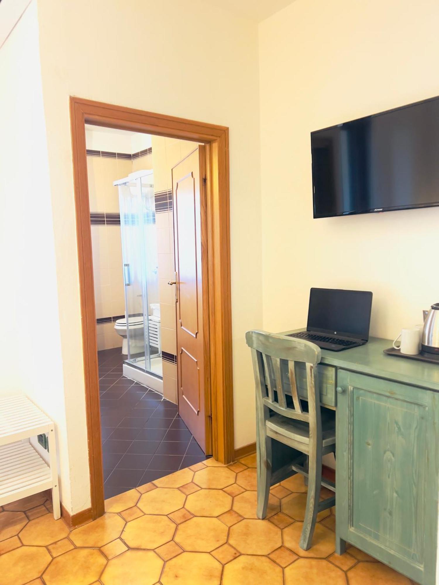 Villa Lavinia B&B 蒙泰斯库达伊奥 客房 照片